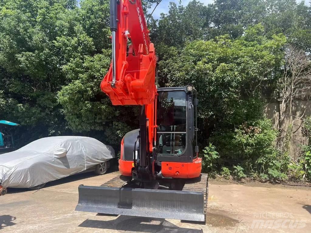 Kubota KX 163-5 小型挖土機/掘鑿機<7t(小型挖掘機)