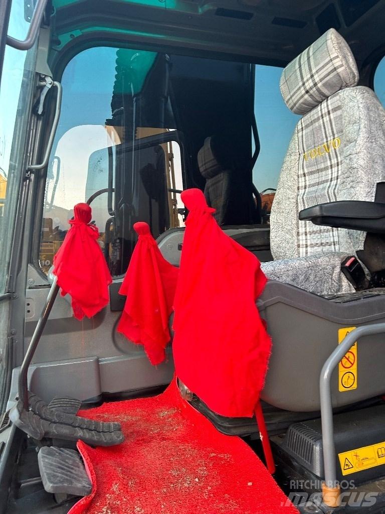 Volvo EC 210 履帶式 挖土機/掘鑿機/挖掘機