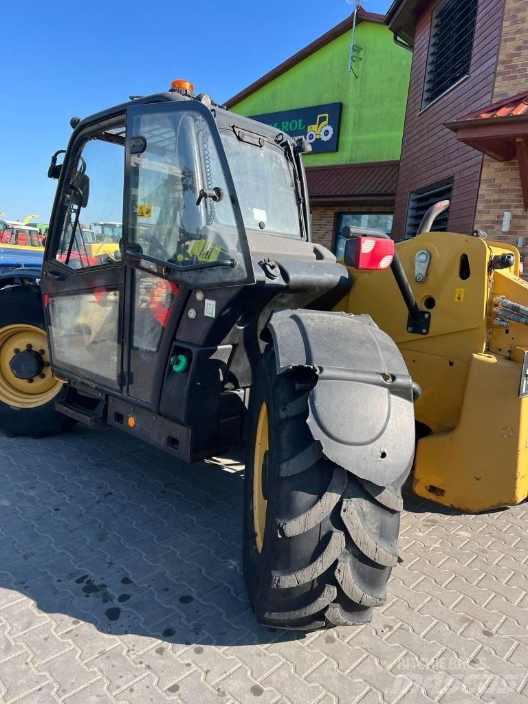 CAT TH 406 伸縮臂操作車