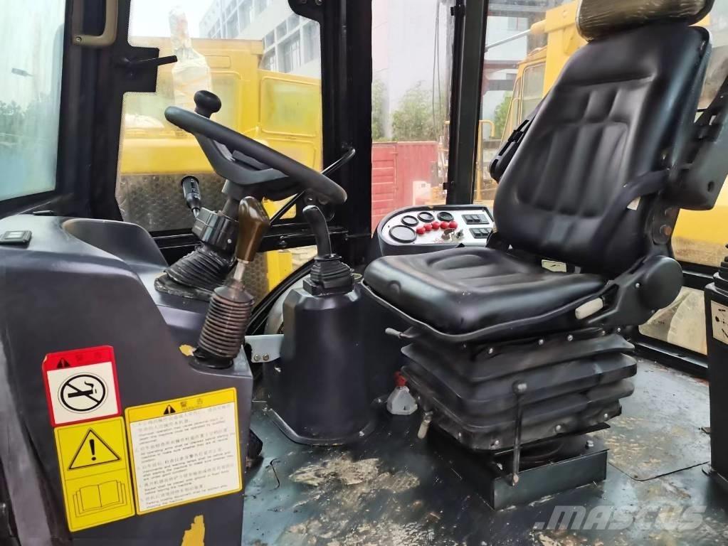 CAT 420F 反鏟裝載機