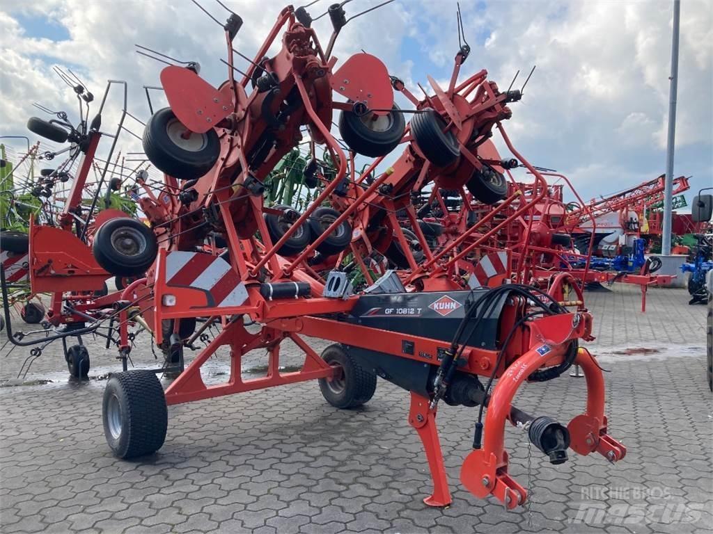 Kuhn GF 10812 T 耙與翻草機