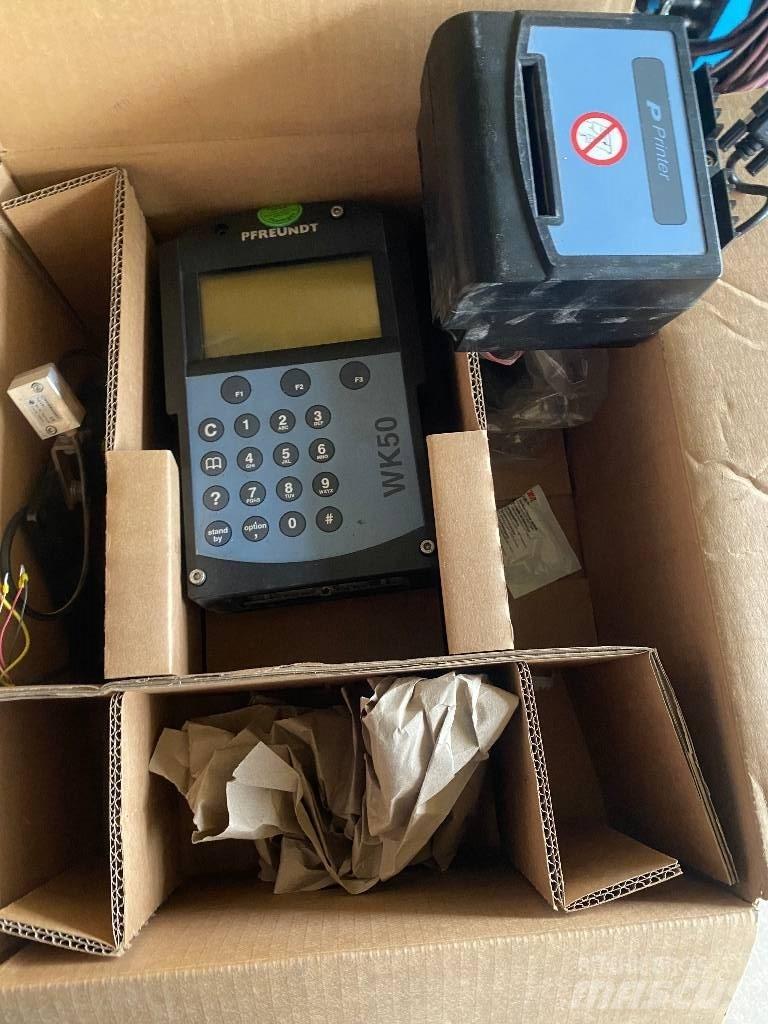 Doosan DL 350-3 輪胎式裝載機