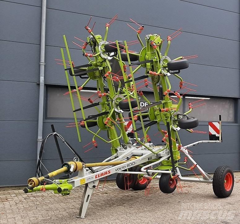 CLAAS VOLTO 1100 t 耙與翻草機