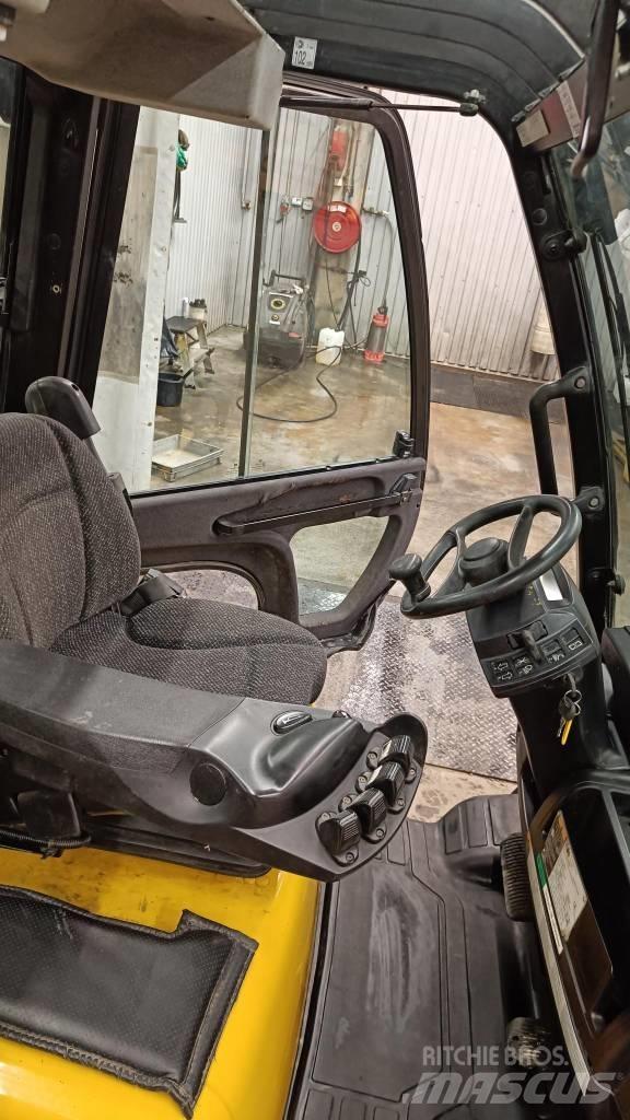 Yale GDP30VX 柴油卡車