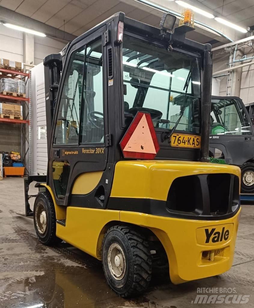 Yale GDP30VX 柴油卡車