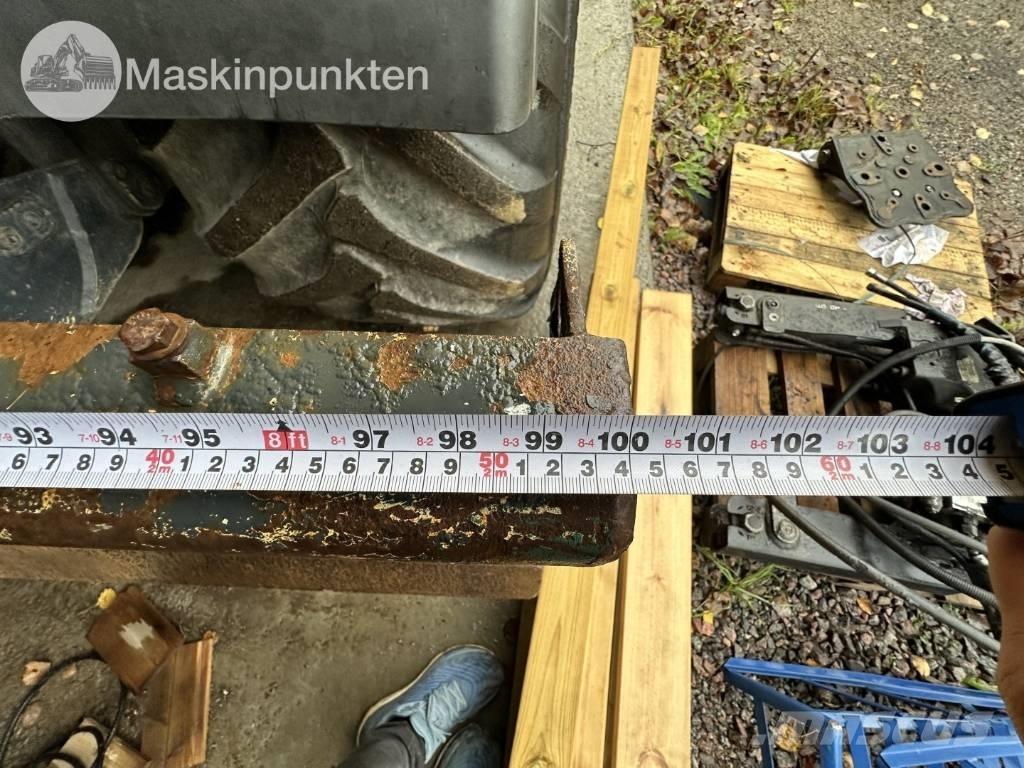 Komatsu PW 148-8 旋轉式挖土機/掘鑿機/挖掘機