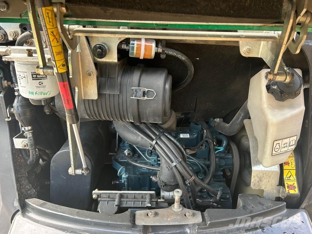 Bobcat E 27z 小型挖土機/掘鑿機<7t(小型挖掘機)