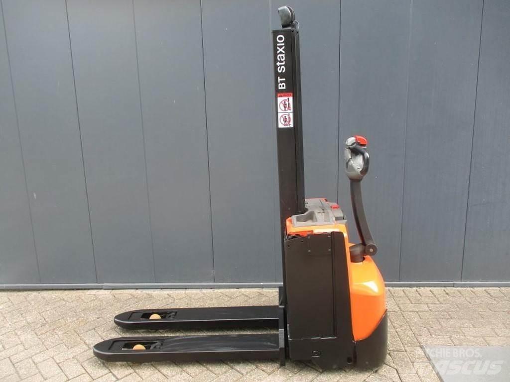 BT SWE 080L 行走控制式堆積機