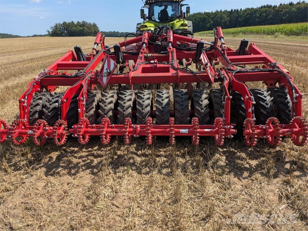 Horsch Tiger 4 MT 中耕管理機