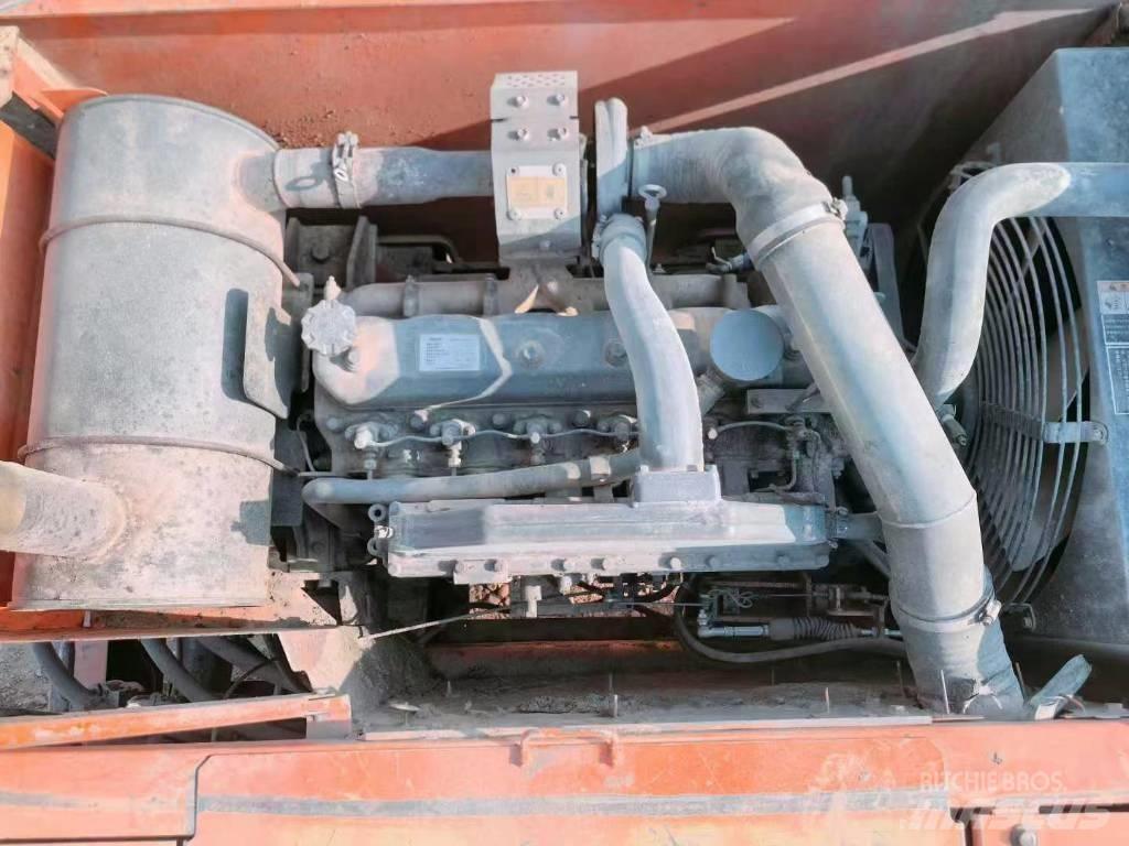 Doosan DH 210 W 旋轉式挖土機/掘鑿機/挖掘機
