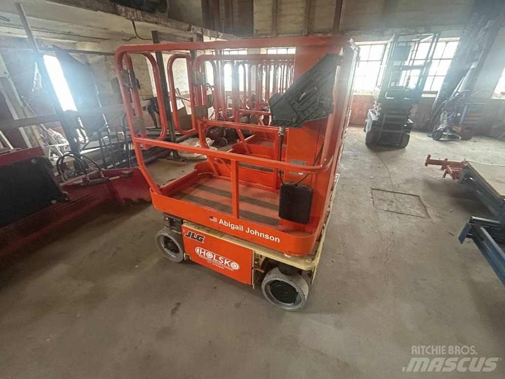 JLG 1230 ES 垂直升降工作台