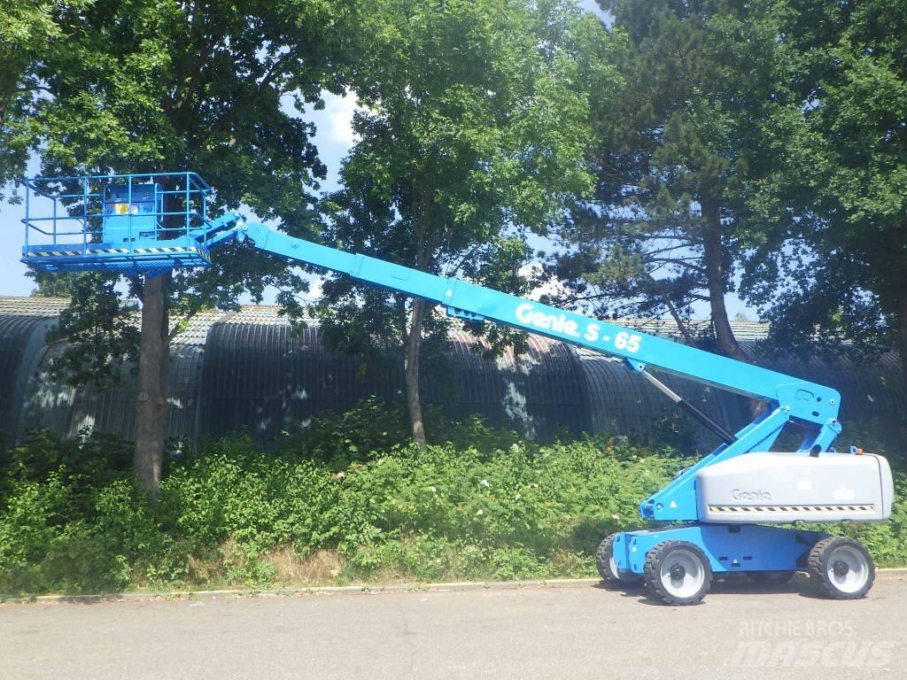Genie S65 伸縮臂高空作業車