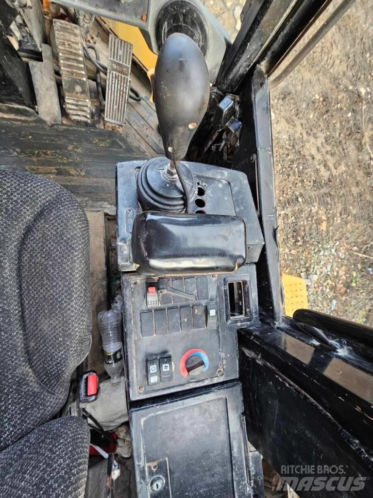CAT 938 G II 輪胎式裝載機