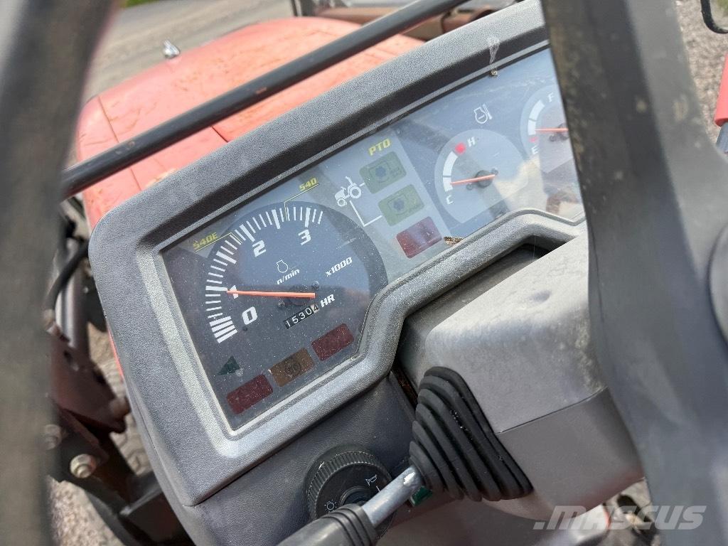 Kubota STV 36 小型曳引機