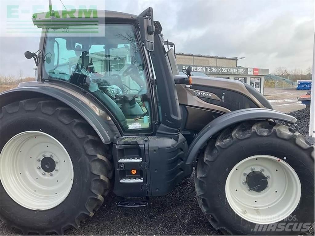 Valtra n175a 曳引機
