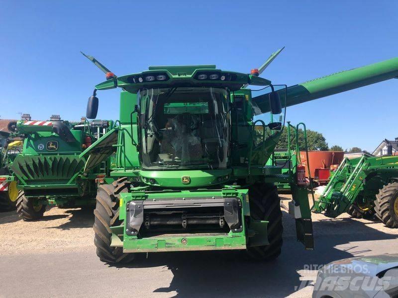 John Deere S770 聯合收穫機