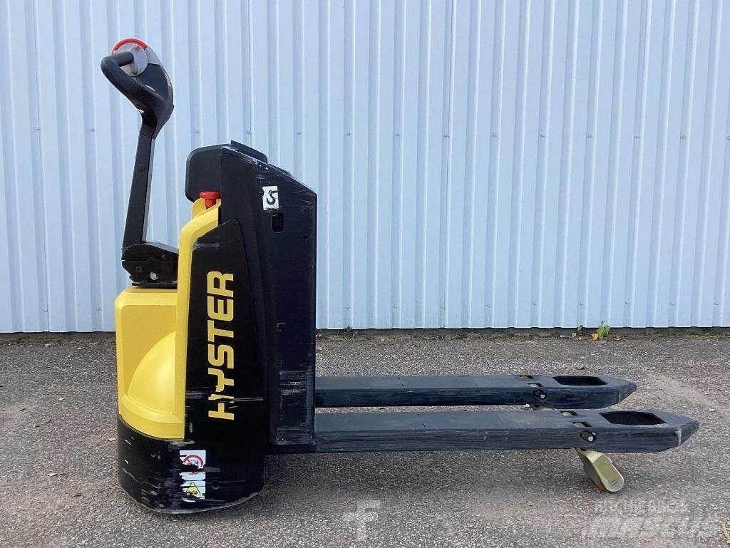 Hyster P2.0 行走控制式堆積機
