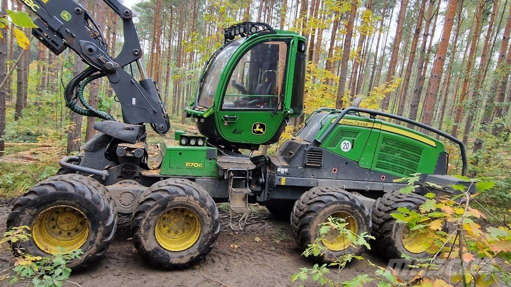 John Deere 1170G 收穫機
