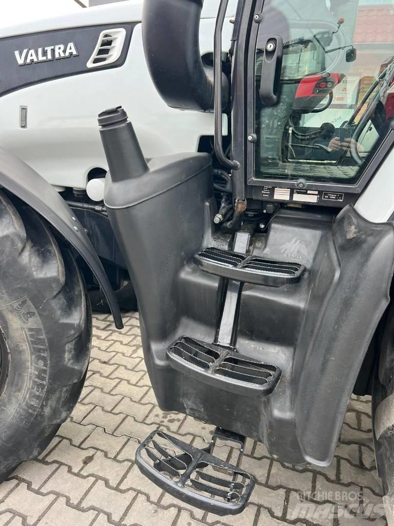 Valtra T 202 Versu 曳引機