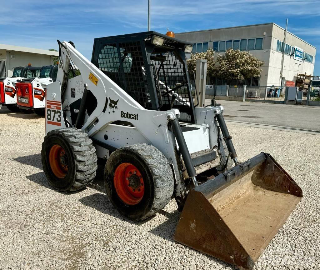 Bobcat 873 滑移轉向裝載機