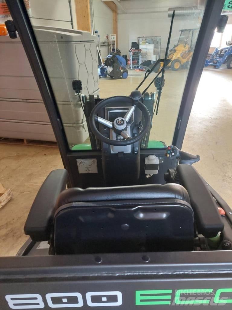 Castloaders 800 ECO 多功能裝載機