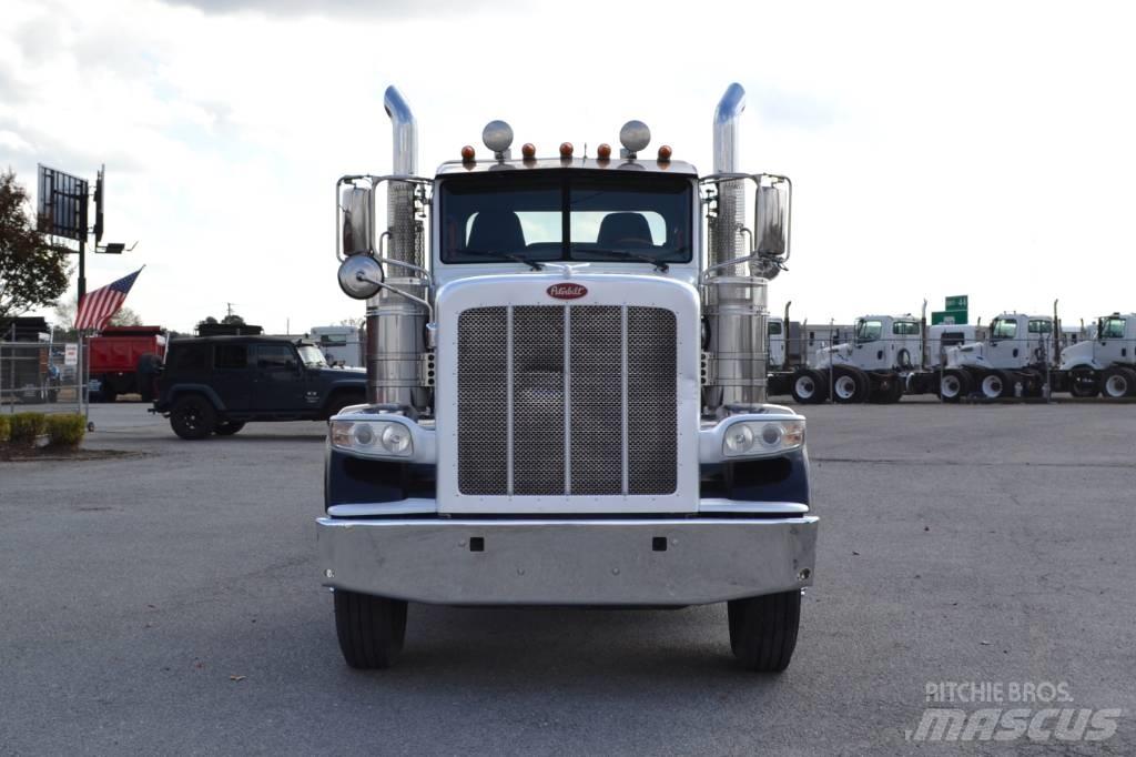 Peterbilt 389 曳引機組件