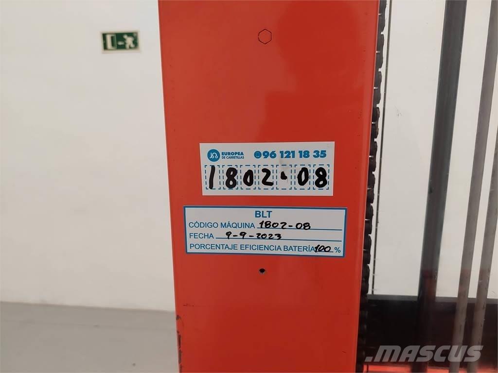 BT OME100M 高舉式裝載機