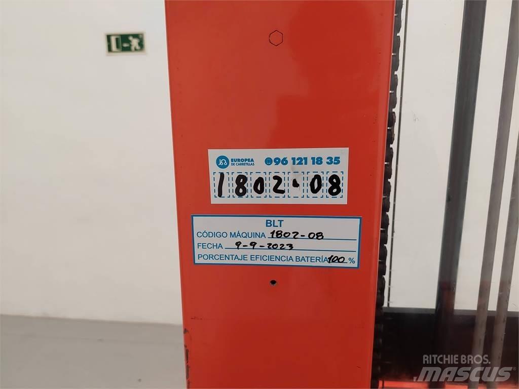 BT OME100M 中端式裝載機