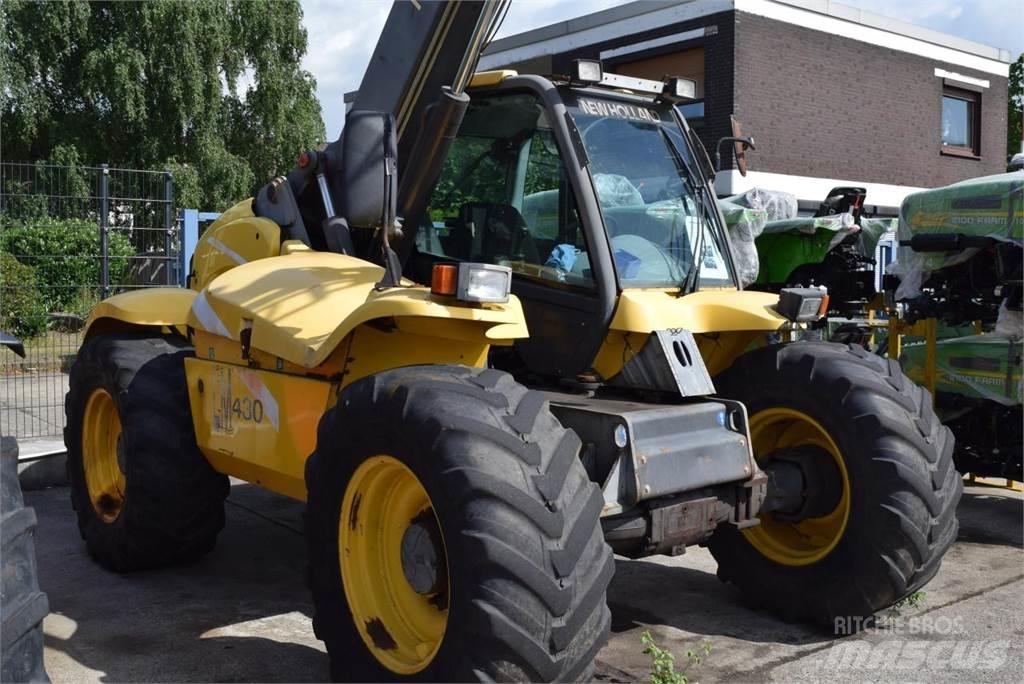 New Holland LM 430 伸縮臂高空作業車