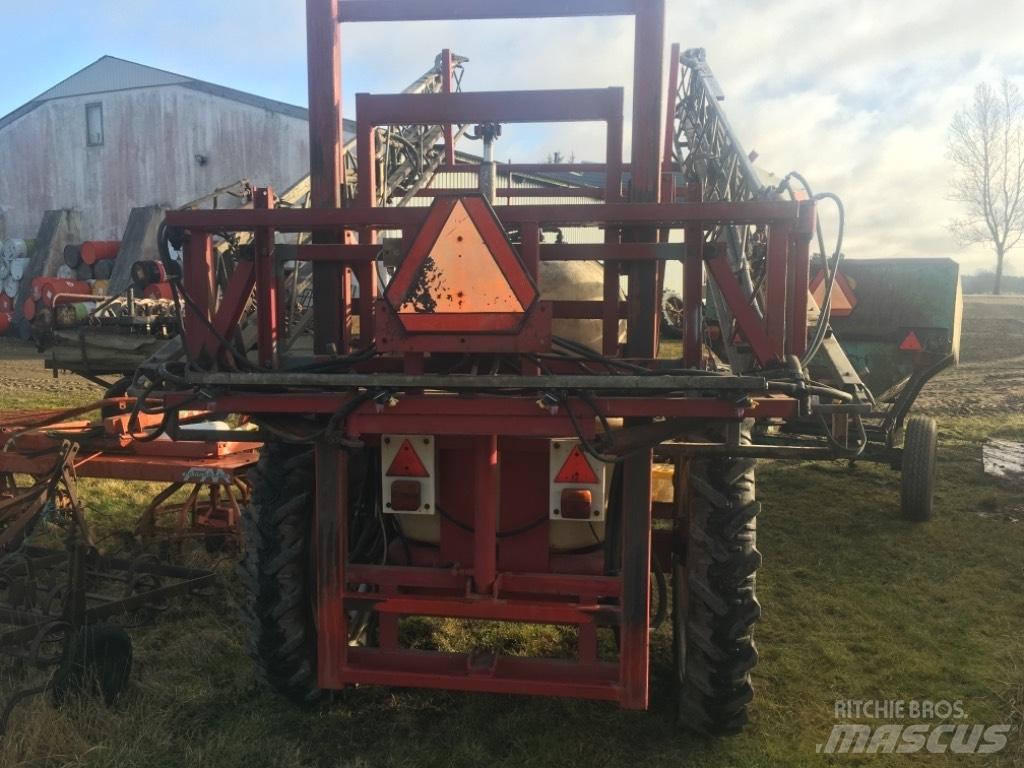 Hardi Trailersprøjte 牽引式噴霧機