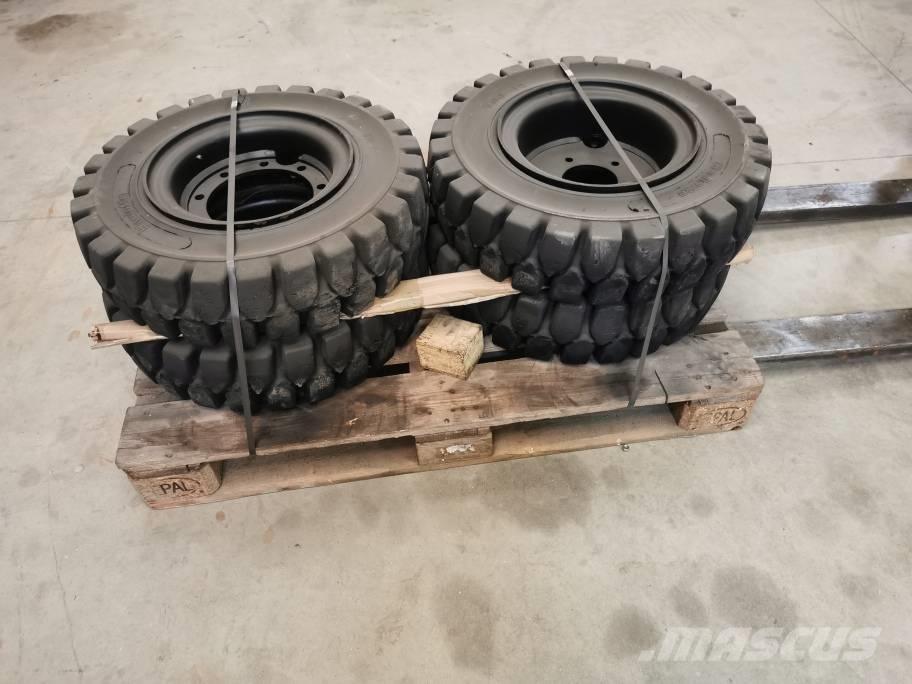 Haulotte Roue 輪胎、車輪和輪圈