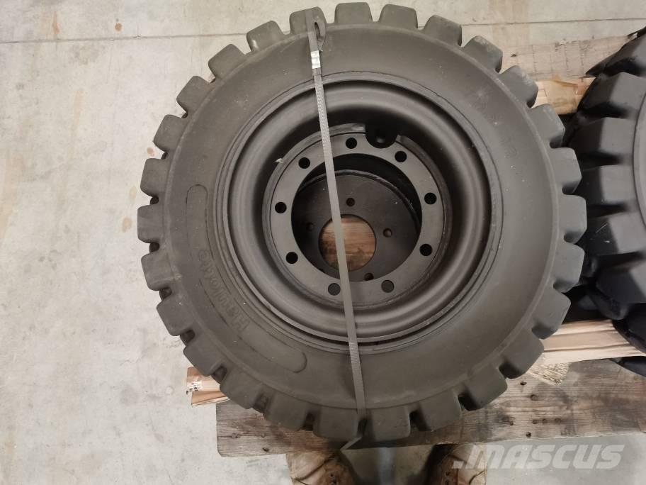 Haulotte Roue 輪胎、車輪和輪圈