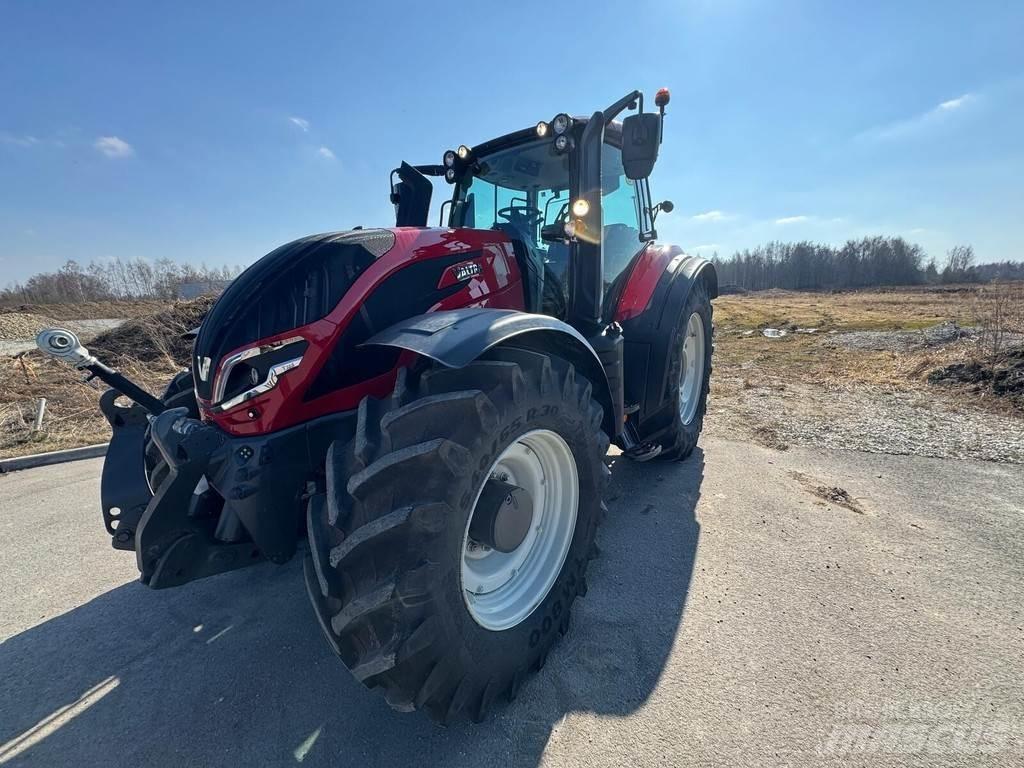 Valtra T255V 曳引機