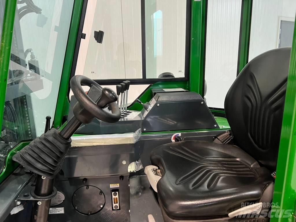 Combilift CB2500 lpg 四向前伸式堆高機(叉車)