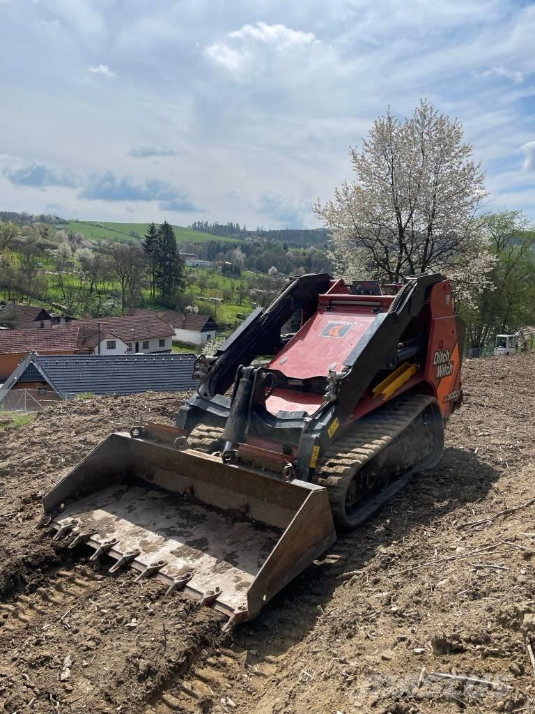 Ditch Witch SK 3000 推土機