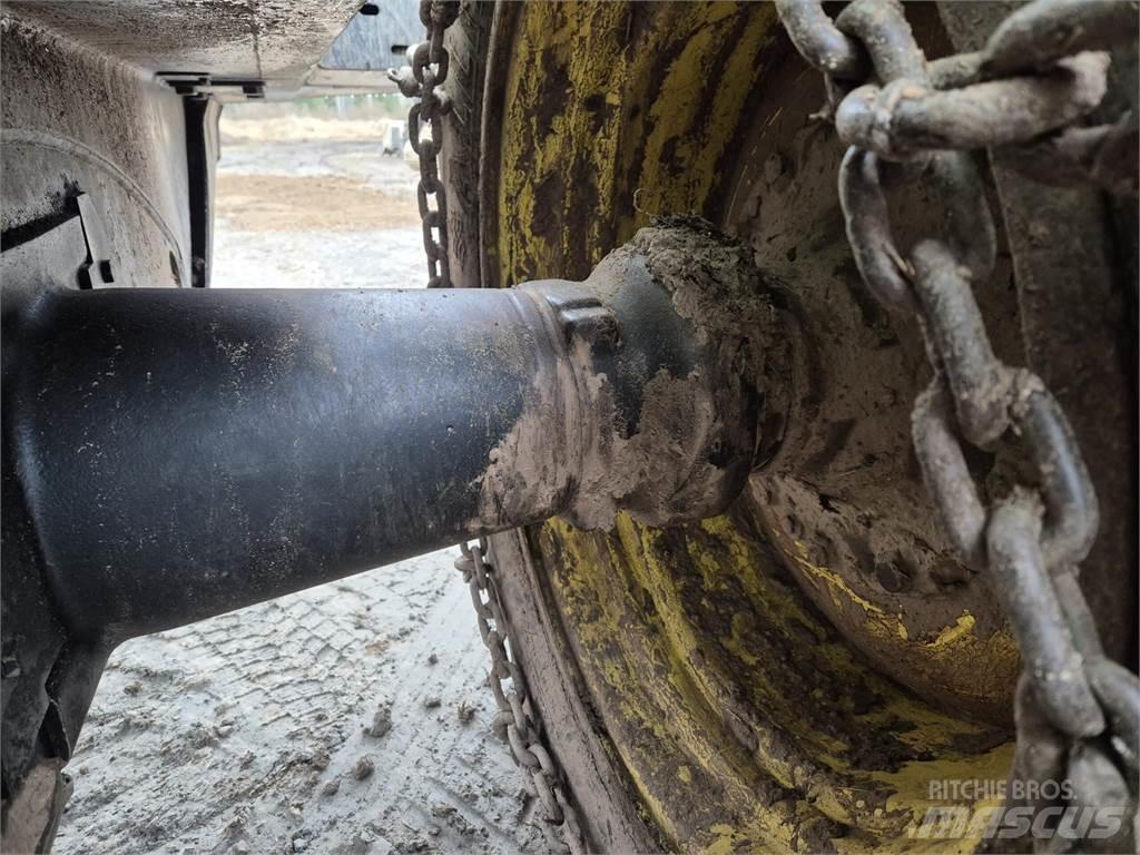 John Deere 1110D 集運機