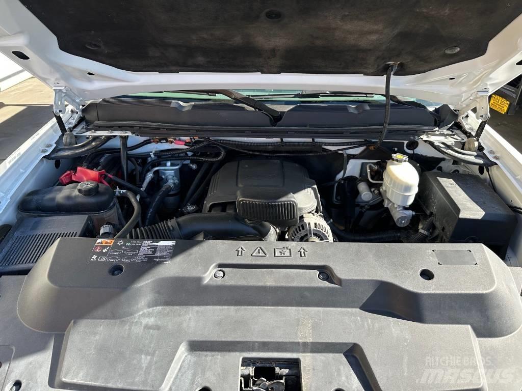 Chevrolet 2500 HD 皮卡.傳統半斗卡車/側卸板