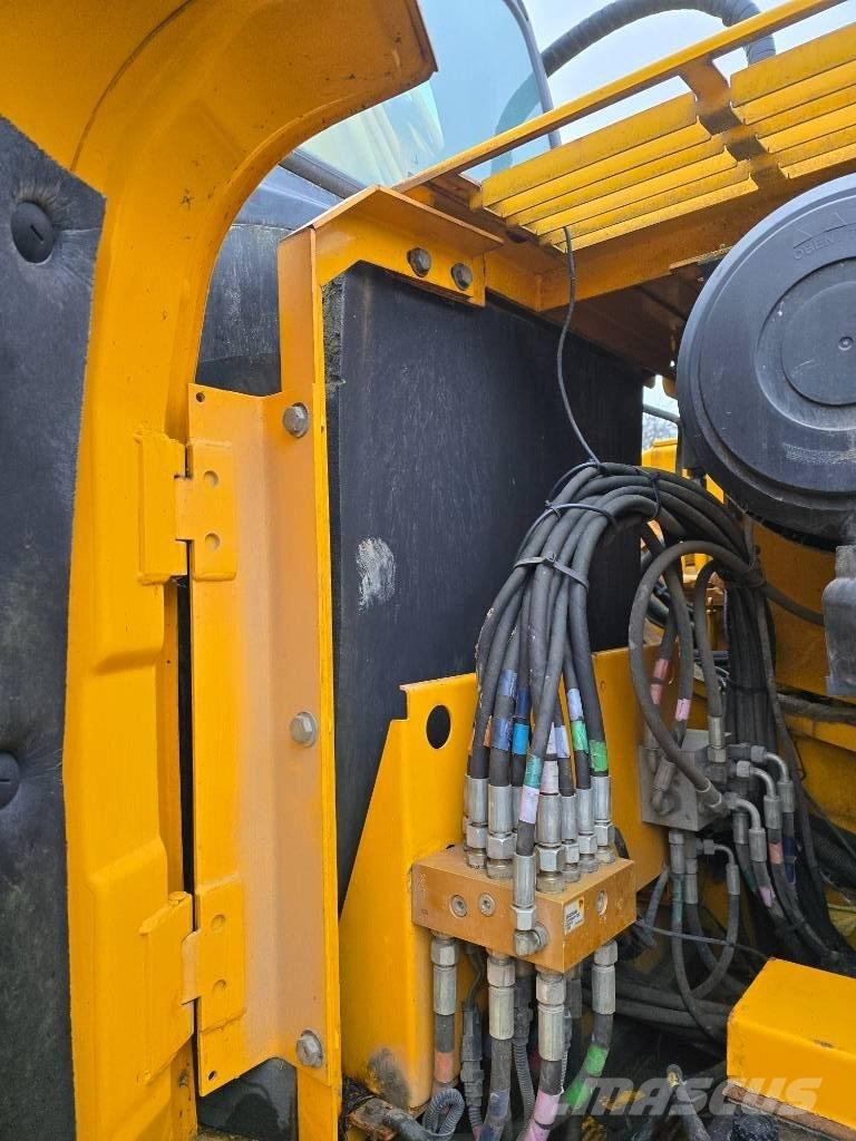 JCB JS 210 LC 履帶式 挖土機/掘鑿機/挖掘機