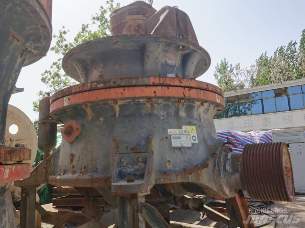 Sandvik CH 660 破碎機