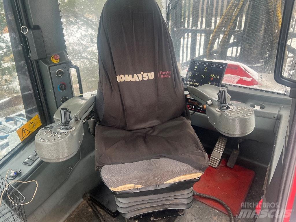Komatsu 840 TX 集運機