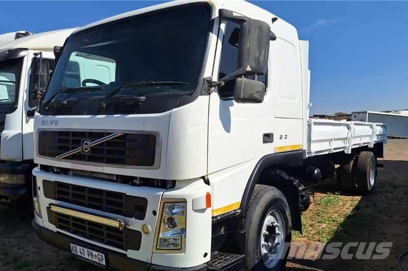 Volvo 400 其他貨車