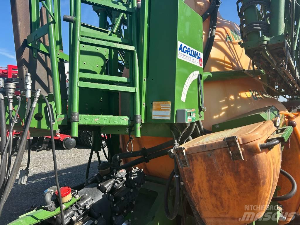 Amazone UX 5200 牽引式噴霧機