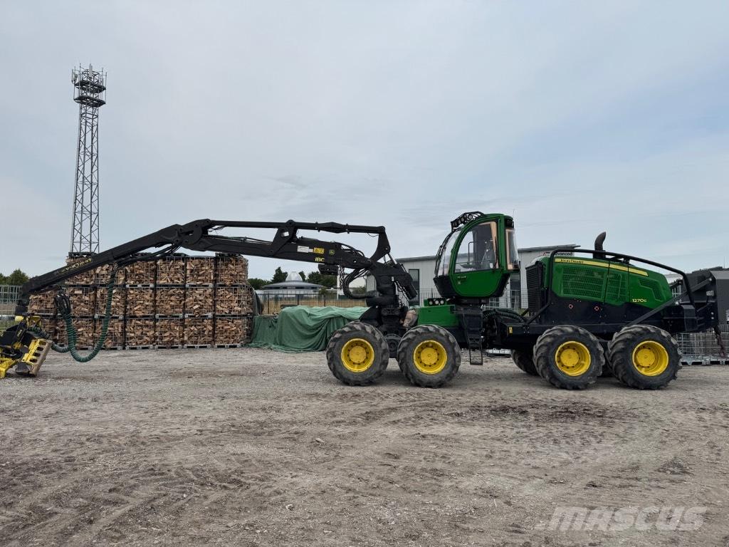 John Deere 1270 G 收穫機