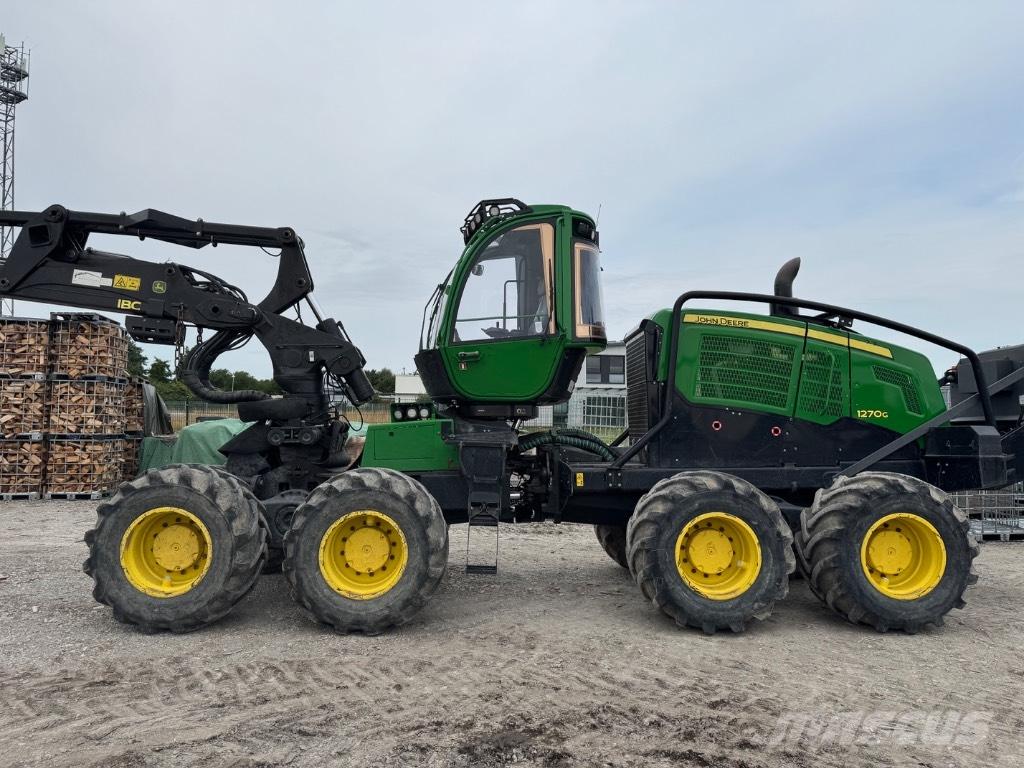 John Deere 1270 G 收穫機