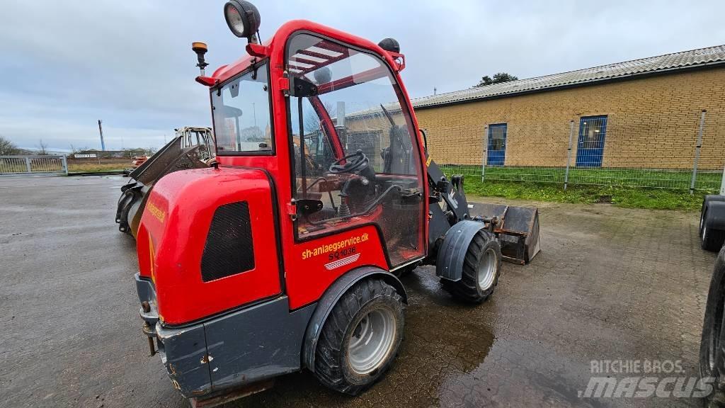 VM Loader 1036 小型裝載機