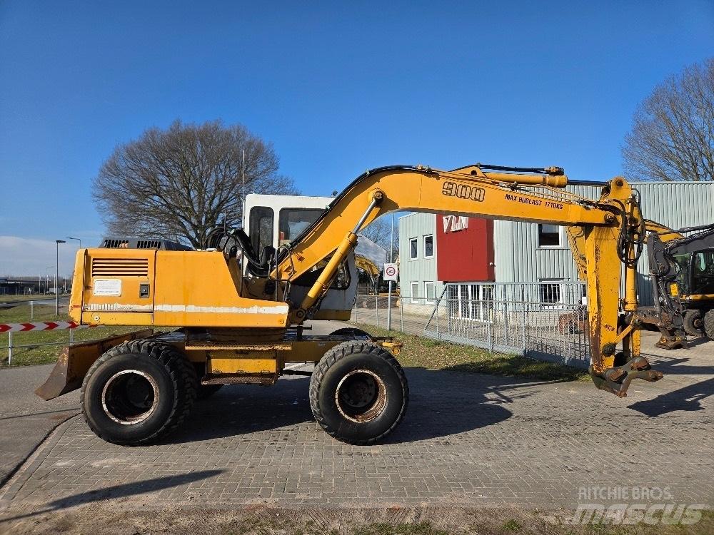 Liebherr A900 旋轉式挖土機/掘鑿機/挖掘機