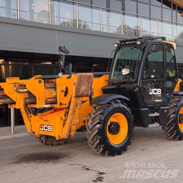 JCB 540-180 伸縮臂操作車