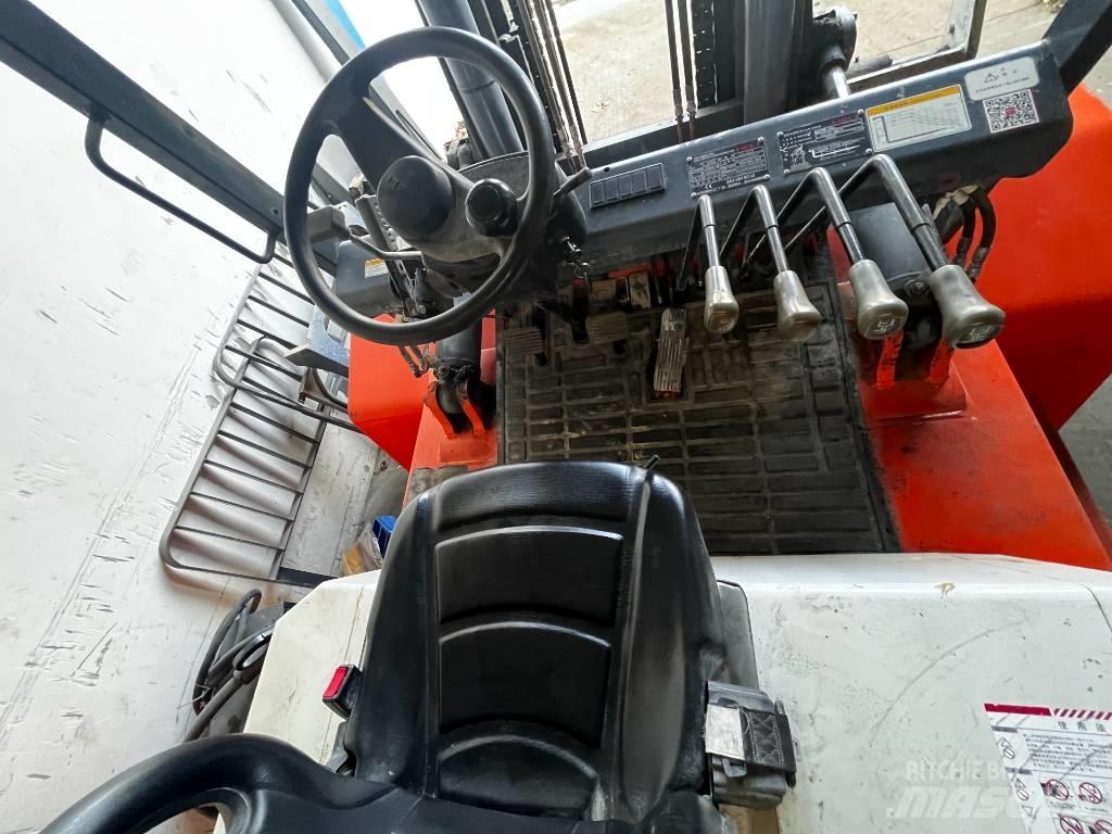 Heli K 100 柴油卡車