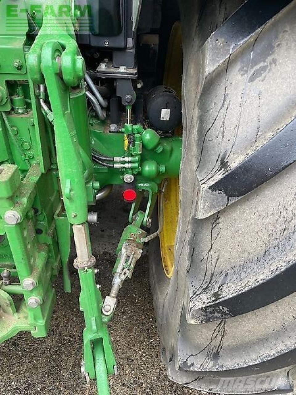John Deere 6155r 曳引機