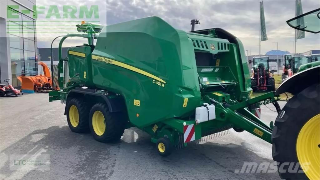 John Deere c451r 方形打捆機